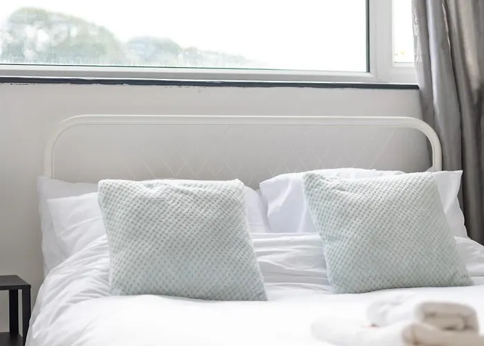 Lejlighed Spacious 3 Bed By Free Wifi And Netflix